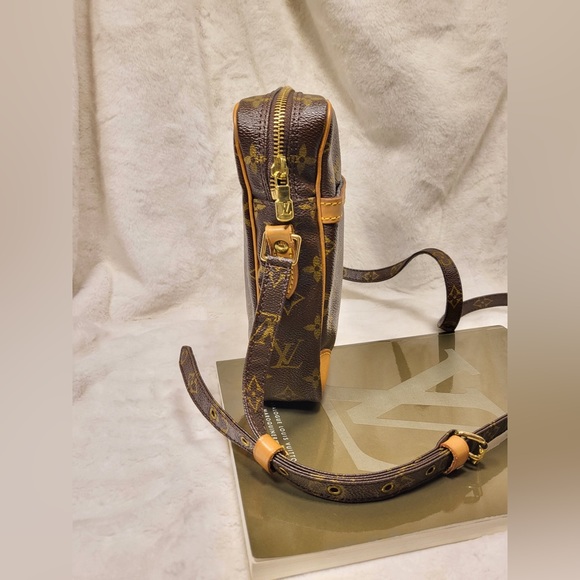 Authentic Louis Vuitton Danube pm crossword shoulder bag - Picture 4 of 16